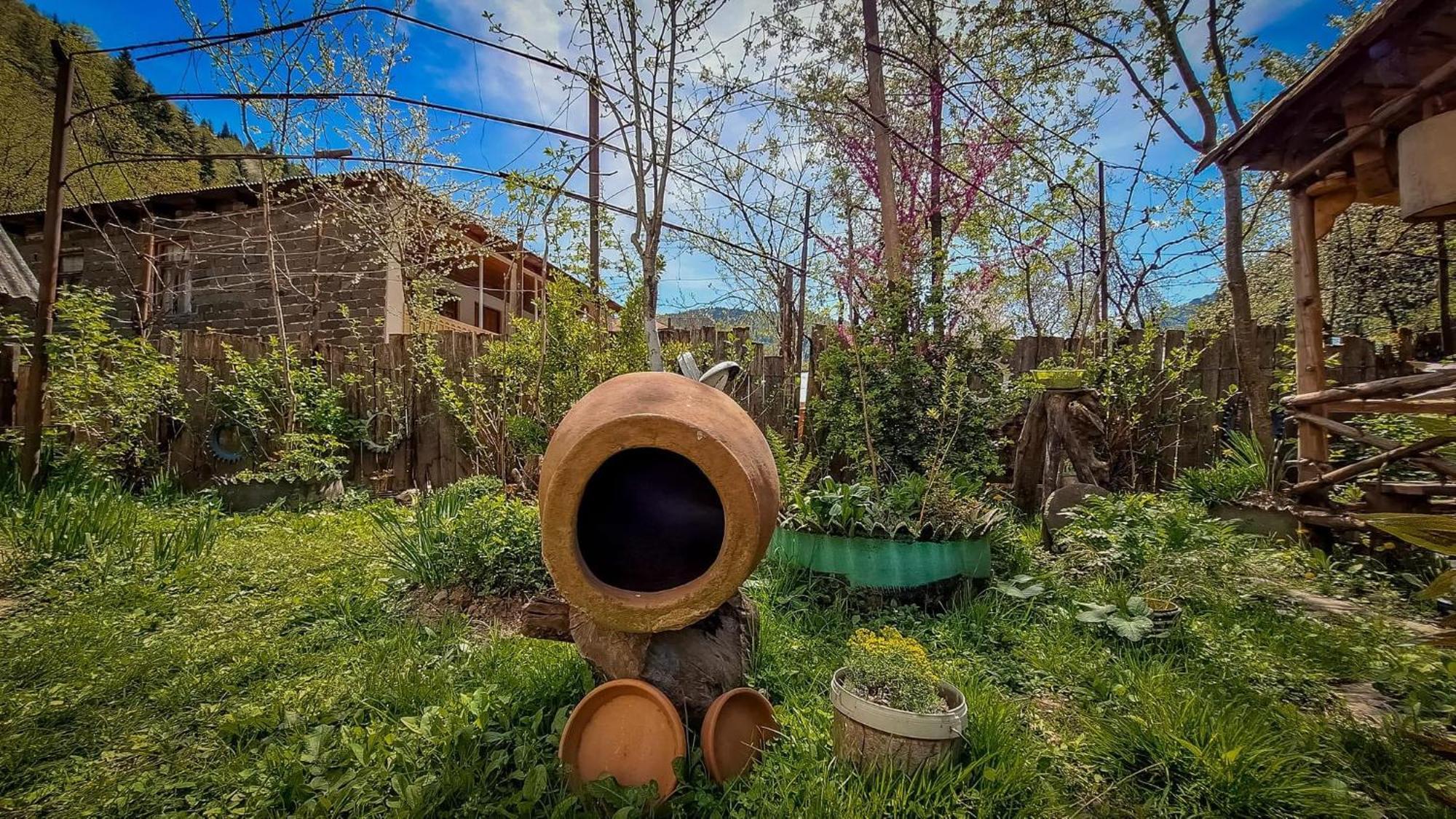 Guest House "Svaneti" Lentekhi Kültér fotó